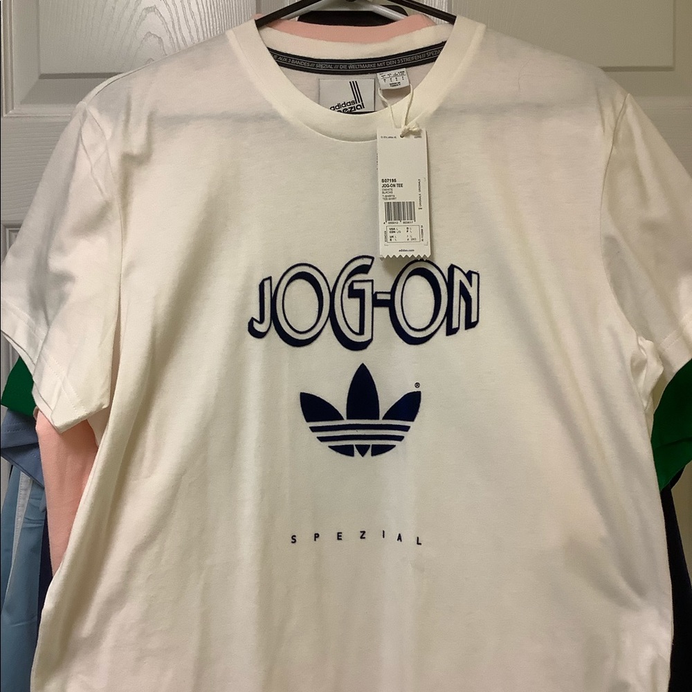 Adidas Spzl Spezial T shirt NWT size L gazelle